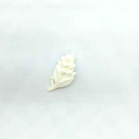 Broche vintage "Amuleto de la suerte del lirio de los valles"