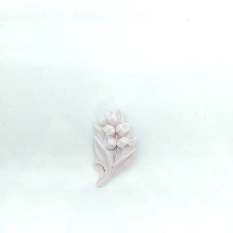 Broche vintage "Amuleto de la suerte del lirio de los valles"