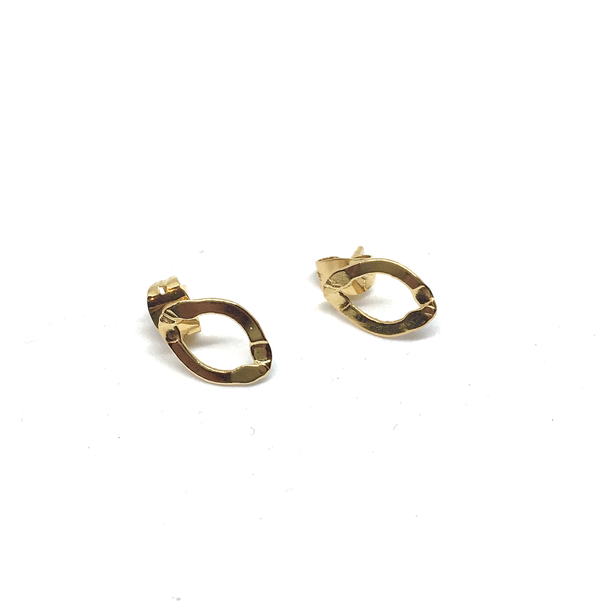 Short golden flat chain earrings